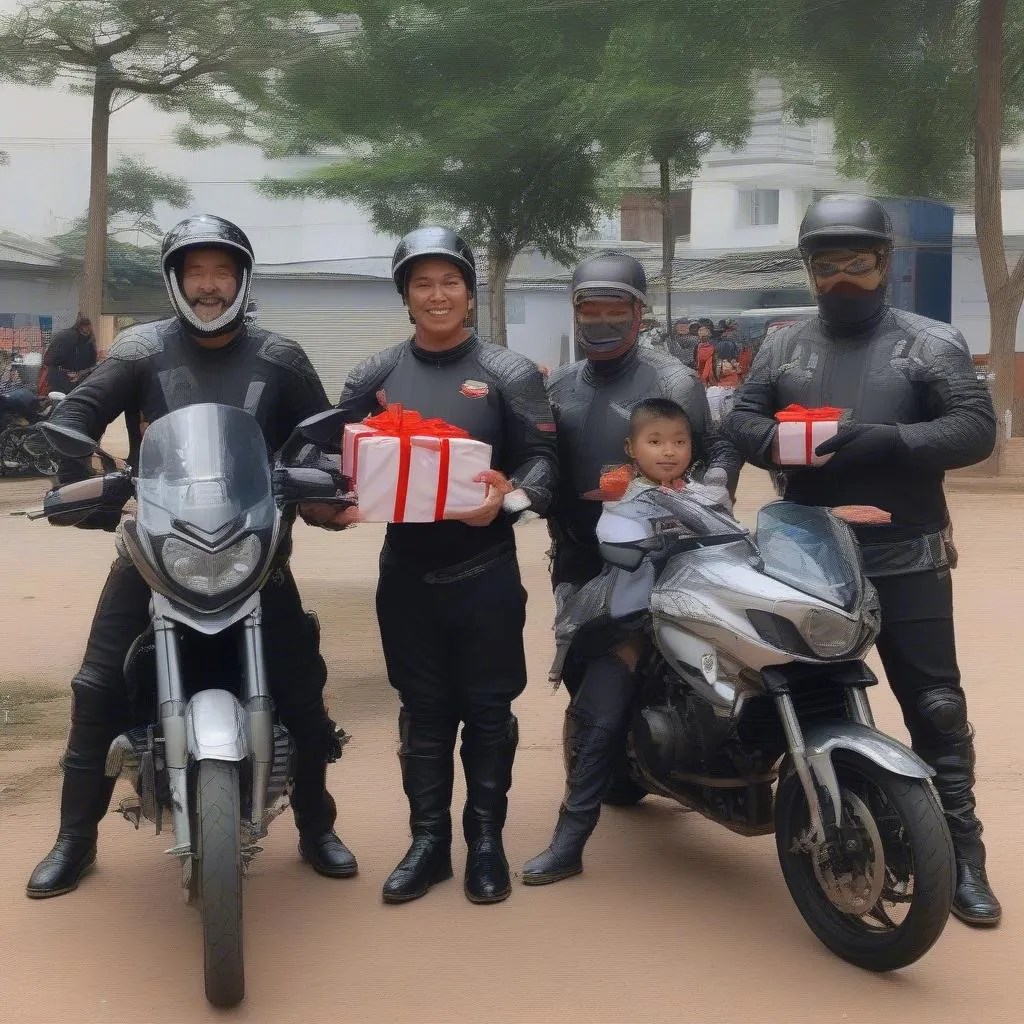 CLB Moto Quảng Ngãi làm từ thiện