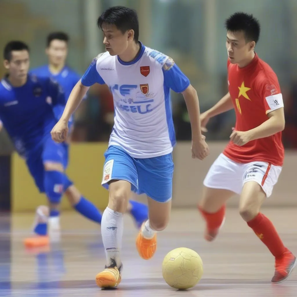 Cầu thủ Việt Nam thi đấu giải futsal CLB Châu Á