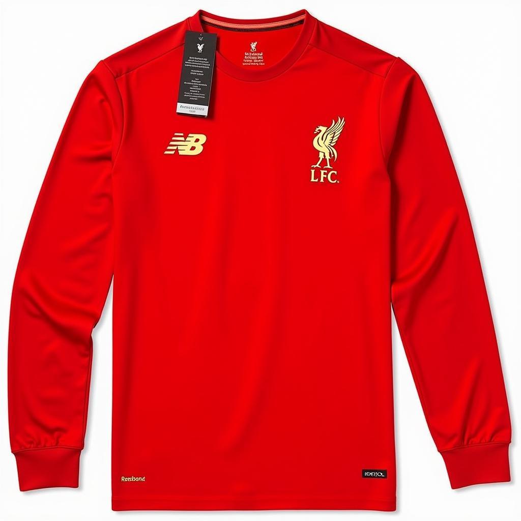 Áo Liverpool mùa giải 2016-2017 với logo New Balance