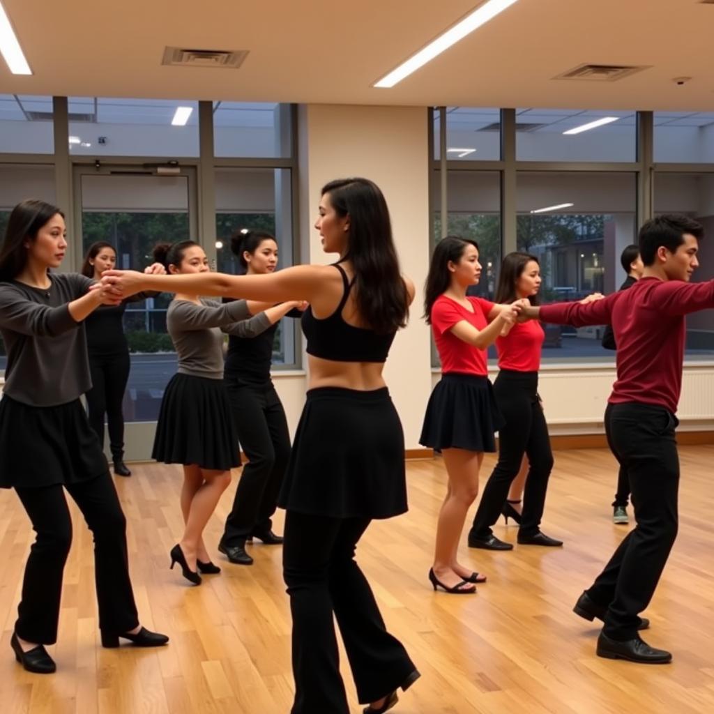 CLB Dancesport Rạch Miễu luyện tập